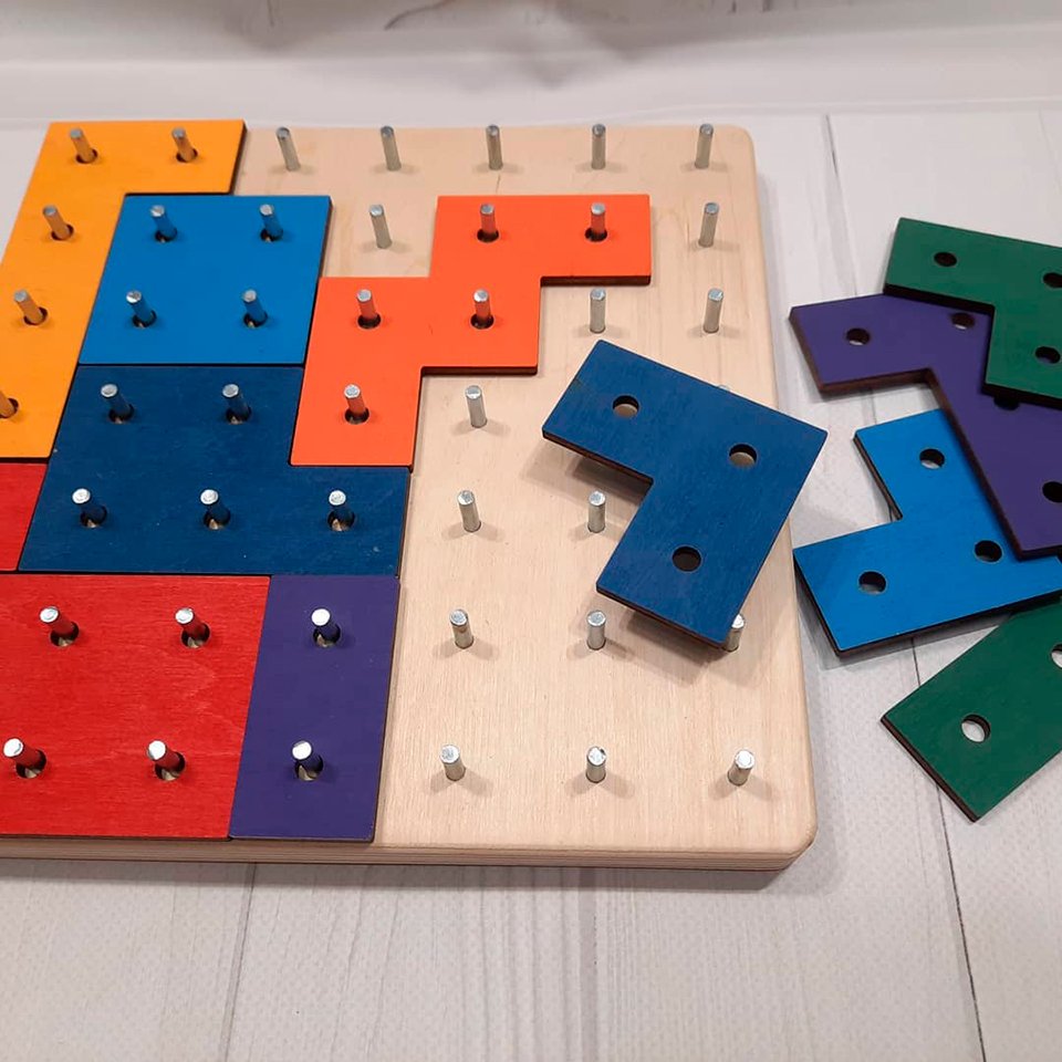 Tetris for the Geoboard