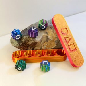 Table game "Gonggi" with a weight, red-gold case.